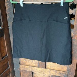 Comfy, stretchy skort. Mid thigh length.